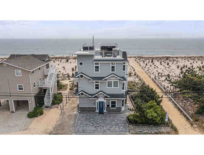 June 14 - June 21 (2025) Long Beach Island NJ oceanfront home, fits 12