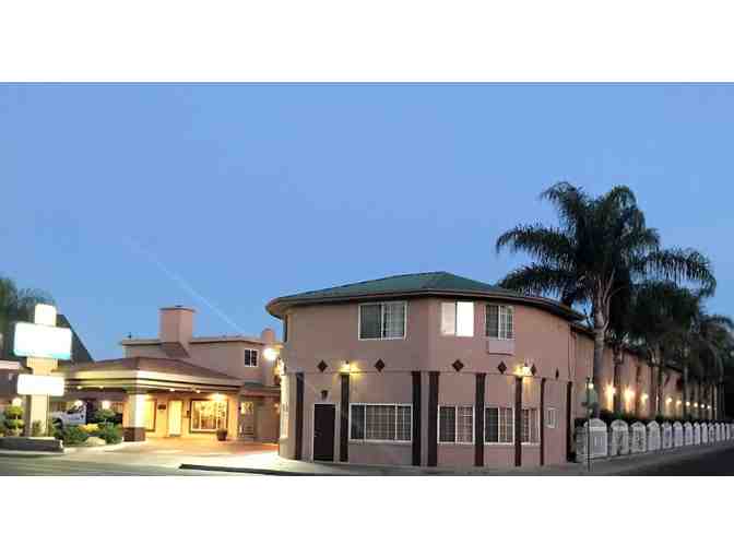 CA - Merced - Yosemite Parkway Inn - Two Night Stay