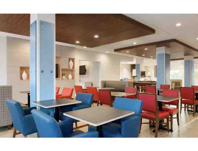 OH - Cincinnati - Holiday Inn Express - One Night Stay