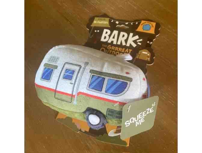 BARK Hairstream Trailer Dog Toy - Photo 1
