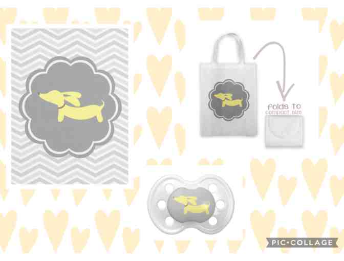 Dachshund Baby Gift Set: Blanket, Paci & Tote - Photo 1