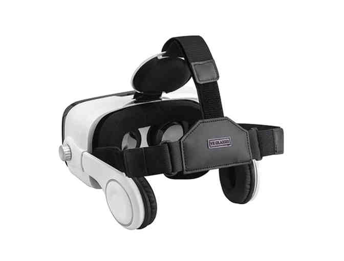Virtual Reality Box with Stereo Headset