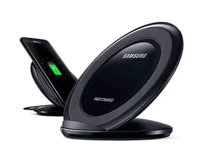 Fast Charging Samsung Wireless Charging Stand - Photo 1