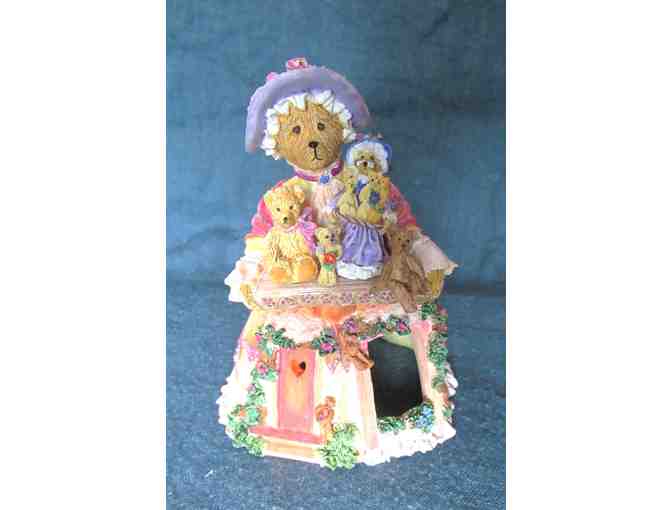 Limited Edition Miniature Porcelain Figure - Hattie #2 of Collection #444 - Photo 2