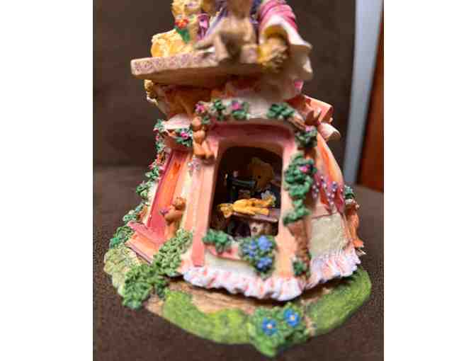 Limited Edition Miniature Porcelain Figure - Hattie #1 of Collection #477 - Photo 6