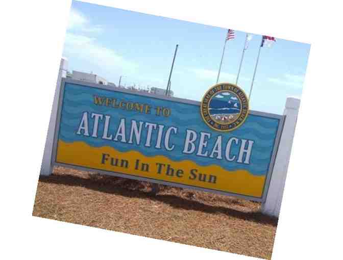 Private Air Travel for 6 + 6-Night Stay at 3-Bedroom Beach House - Atlantic Beach, NC