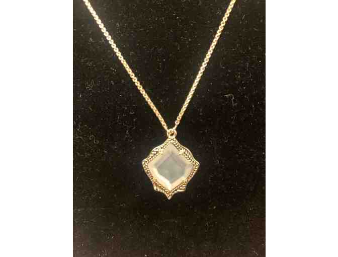 Kendra Scott Gold Pendant Necklace in White Mother-of-Pearl