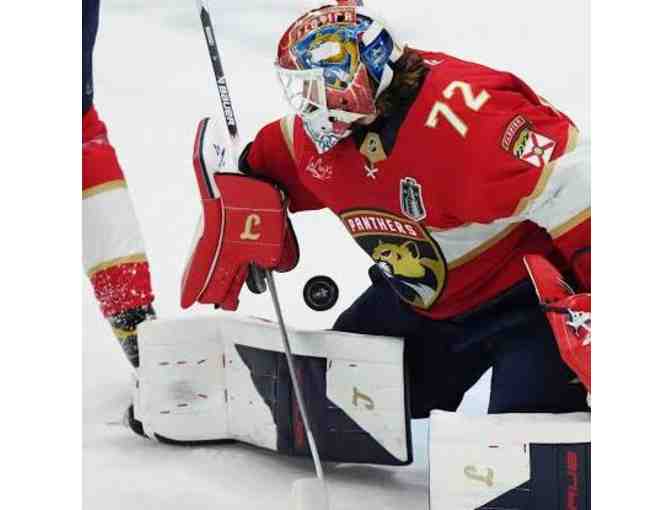 Florida Panthers - authentic autographed hockey puck - Sergei Bobrovsky