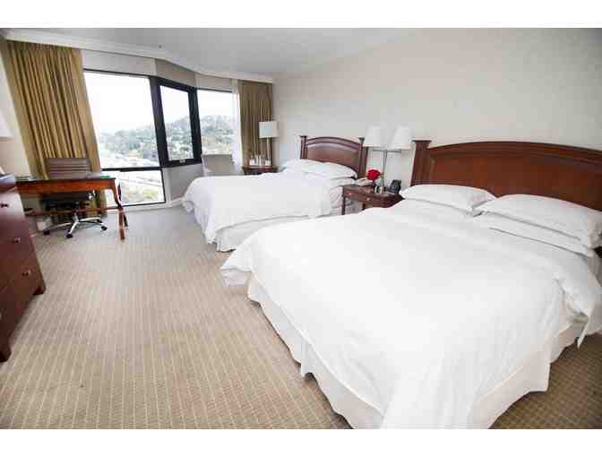 Los Angeles/Universal City, CA - Hilton Universal - 2 nts in a Deluxe room with breakfast