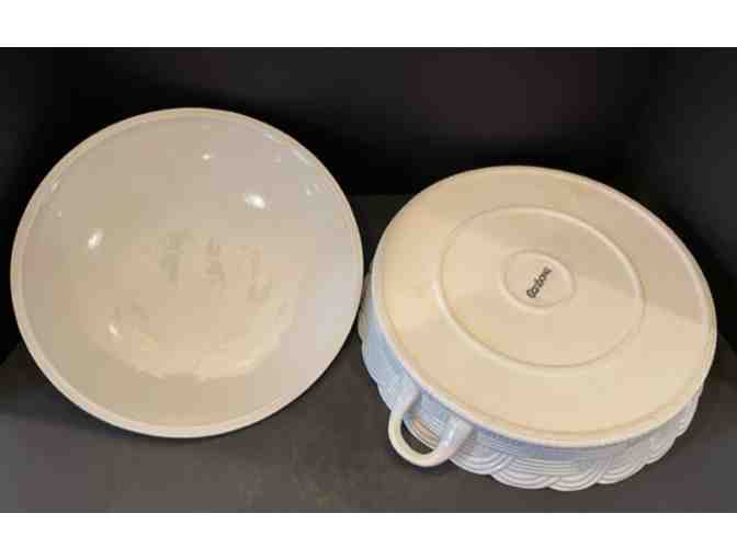 Hall China Basket Weave Shallow Casserole with Lid