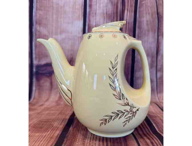 Hall China Canary Yellow Sundial Teapot 6 Cup