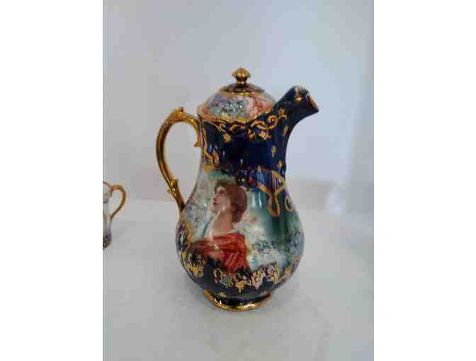 TS&T Chocolate Pot & 4 cups AMAZING Blue & Gold