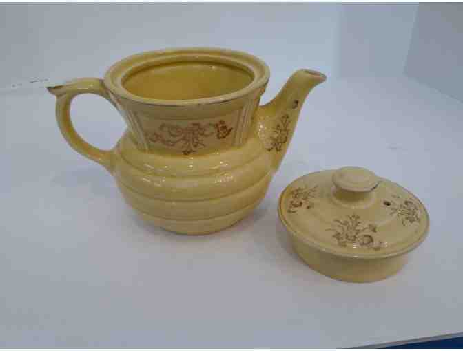 Hall China Dripolator Yellow & Gold