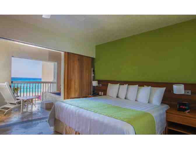 Los Cabos or Puerto Vallarta 5-Night Stay at Four-Star Beachfront Resort