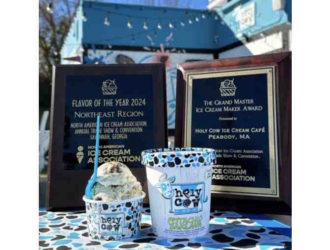 Holy Cow Ice Cream Cafe $25 Gift card and gift pack