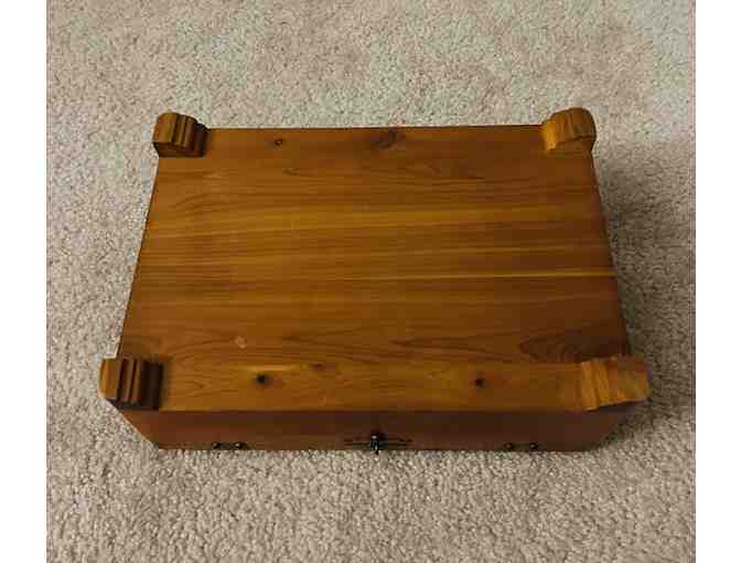 VINTAGE 1950's Cedar-Wood, 'Pilliod Swanton' (Jewelry, Keepsake, Treasure Box)