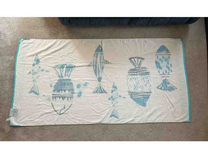 2 FISH TOWEL: Oversized, Blue/White (72' x 36')