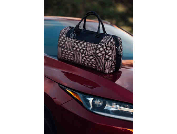 Lexus Hawaii x Manaola Limited-Edition Bag - Photo 1