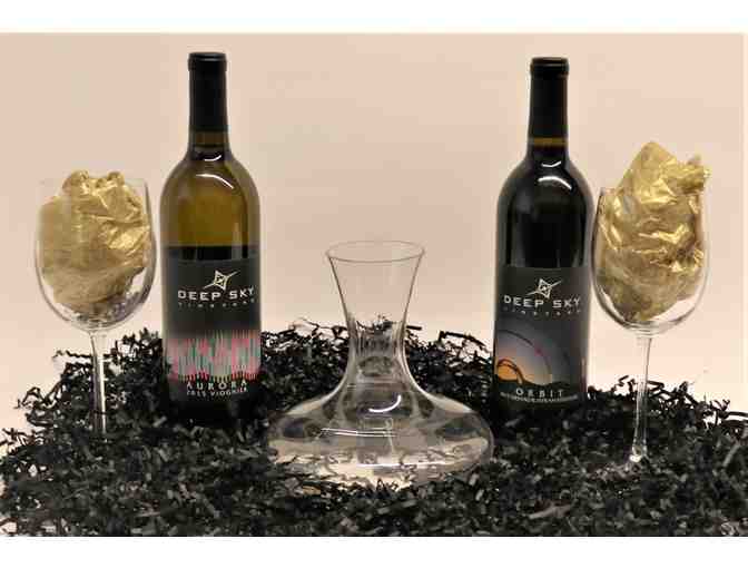 Crystal Wine Decanter and Deep Sky Vineyard Bundle