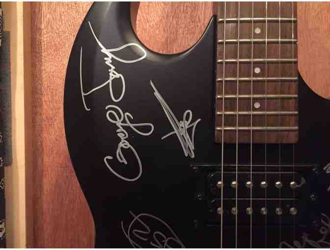 Signed &amp; Customized Jackson 6 String Electric Guitar - Photo 5