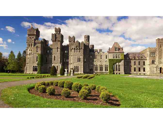 Luxury West Ireland Trip - 5 Nights in Luxury Castles and 2 Aer Lingus Round Trip Flights
