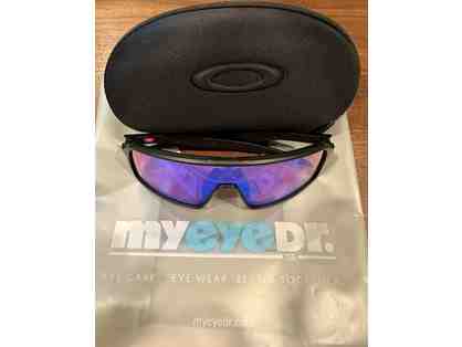 Oakley Sunglasses with case and cloth