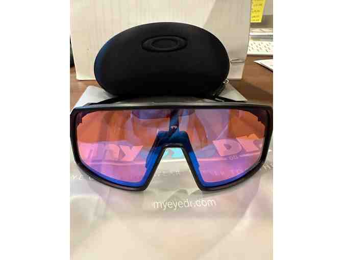 Oakley Sunglasses with case and cloth - Photo 2