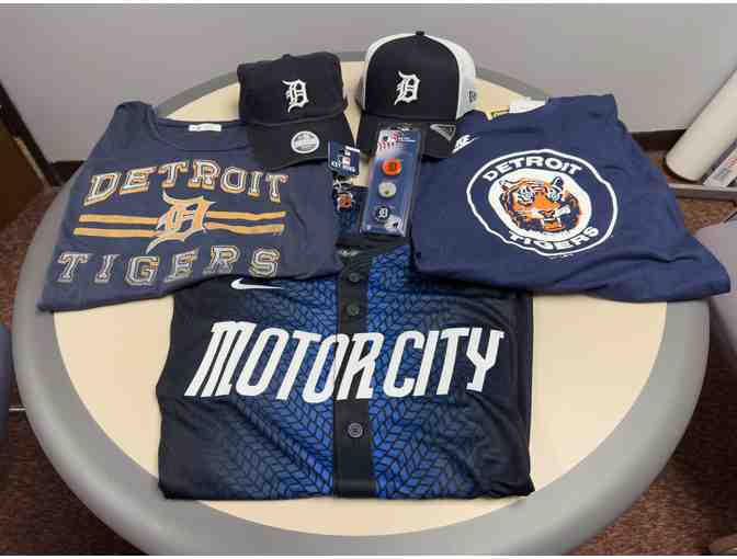 Detroit Tigers Bundle - Photo 1
