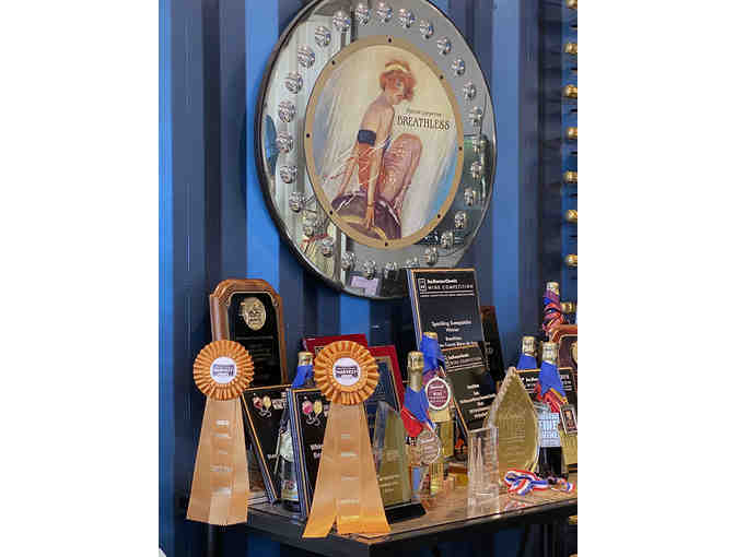 Sabrage Experience and Tasting, Breathless Sparkling Wines