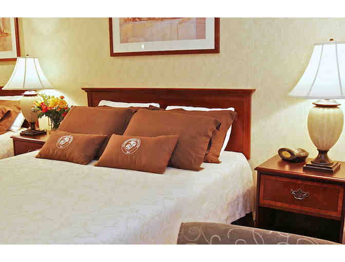 One Night and Dining Credit - Marines Memorial Club, San Francisco