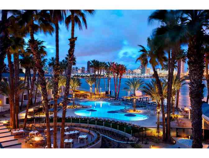 Coronado Island Resort &amp; Spa - Two Night Stay + Parking &amp; Resort Fee + $100 Spa - Photo 4