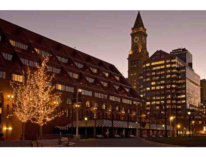 2 Nights' stay with Breakfast for 2 at Boston Marriott Long Wharf - Photo 1