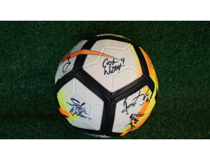 2018 Congressional Soccer Match Autographed Nike Ball - Photo 3