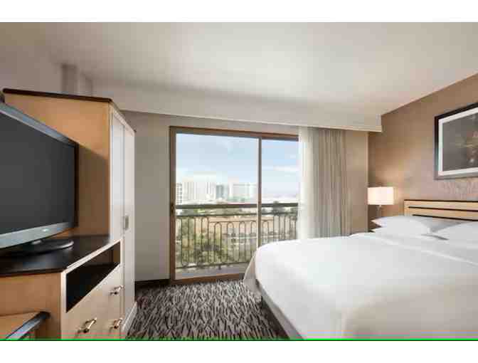 3 Day / 2 Night 2-Room Suite with Breakfast and $75 Dining at Embassy Suites LV Conv. Ctr.