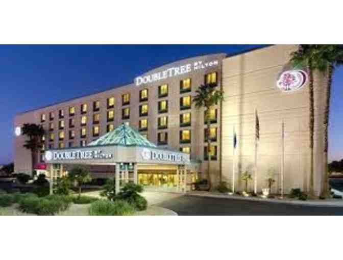3 Day, 2 Night Stay w/ Breakfast at the Doubletree by Hilton Las Vegas Airport! - Photo 1