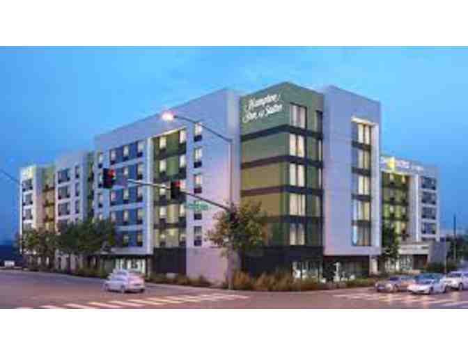 3 Day/2 Night King Stay w/ Breakfast at the Home2 Suites Las Vegas Convention Center - Photo 1