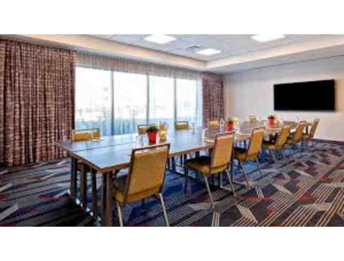3 Day/2 Night King Stay w/ Breakfast at the Home2 Suites Las Vegas Convention Center - Photo 3