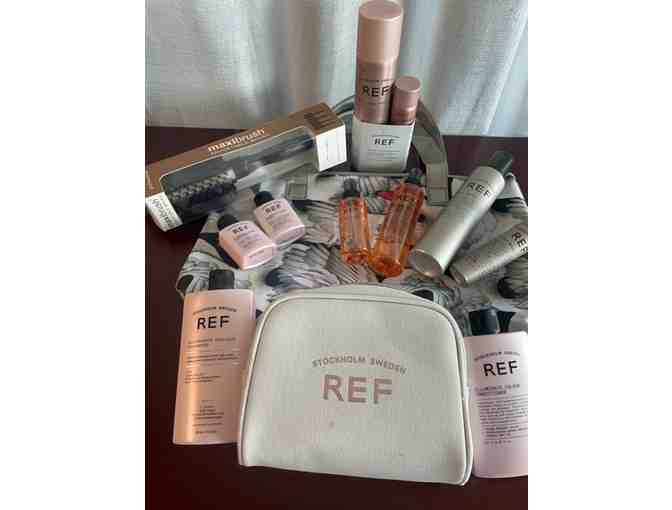 Basket - On Site Bids Only - REF Haircare Products with Bag - Photo 1