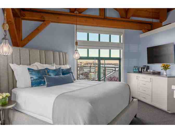 One Night Boston Yacht Haven Inn & Gift Card to Prezza