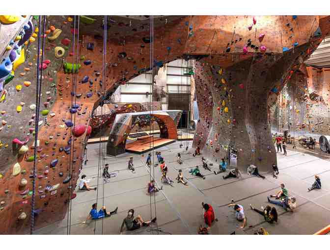 Vertical Rock: Two (2) Passes to Intro to Bouldering Course