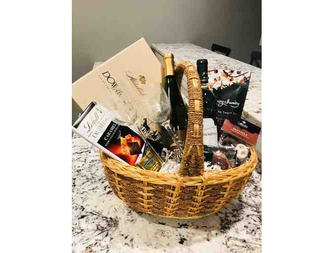 Minnesota Wine and Chocolate Basket, #31