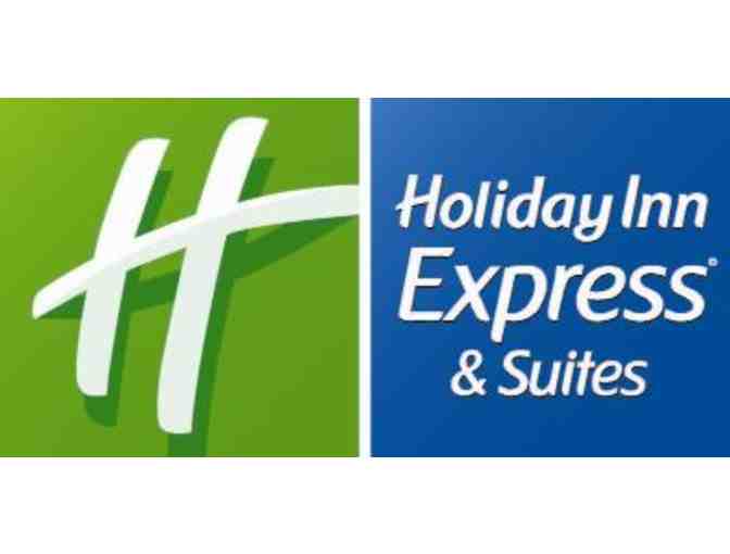 Holiday Inn Express Green Bay-One Night Stay in Suite