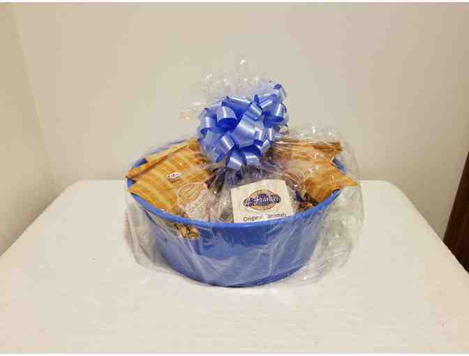 RAFFLE ITEM---Caramel Popcorn & Carmels from St. Francis Caramel Company