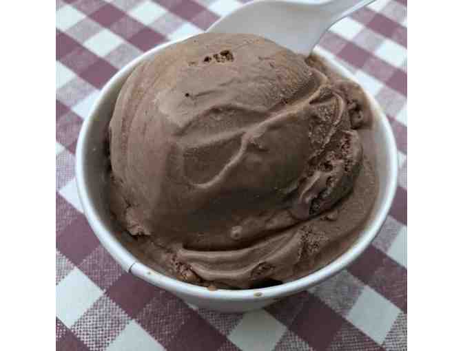 Dining Out On-Cape ~ Ice Cream Treats in Eastham! $25 Gift Card / B