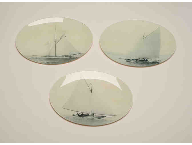 Three A?Sailing A?series plates by John Derian.