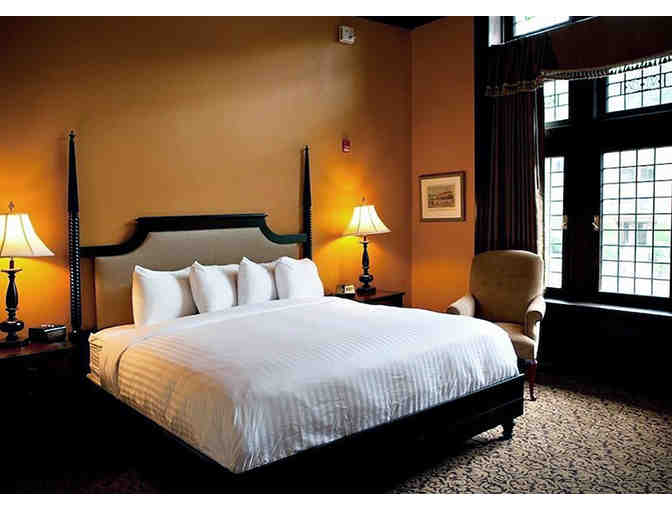 Romantic Escape at The Mansions on Fifth Hotel