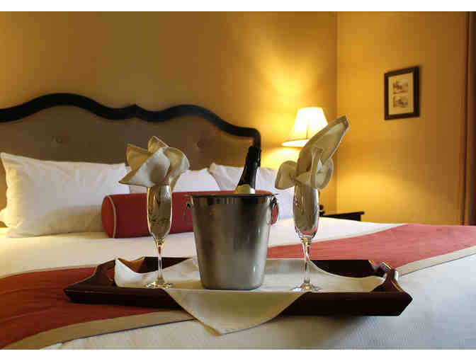 Romantic Escape at The Mansions on Fifth Hotel