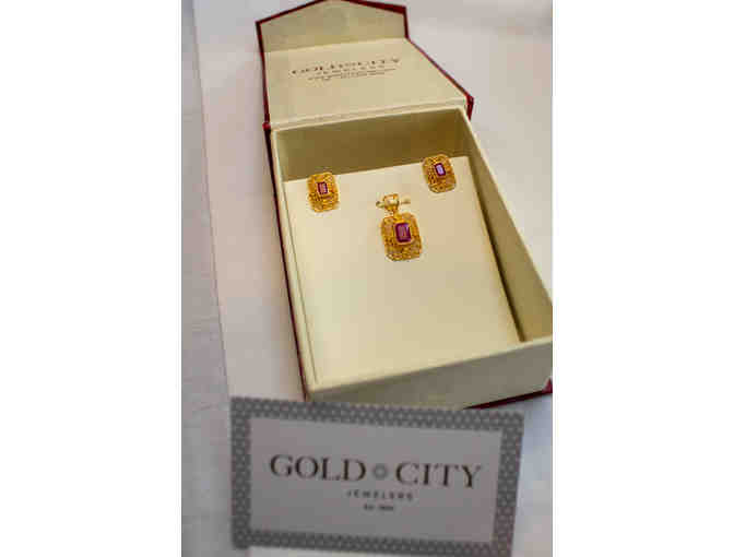 22K Gold Earrings and Pendant set with Ruby