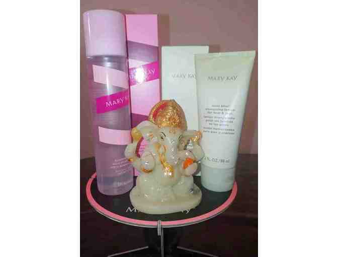 Silkening Body Oil & Lotion for Feet and Legs by Mary Kay