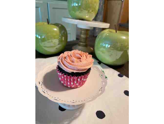 3 Dozen Homemade Cupcakes! - Photo 1